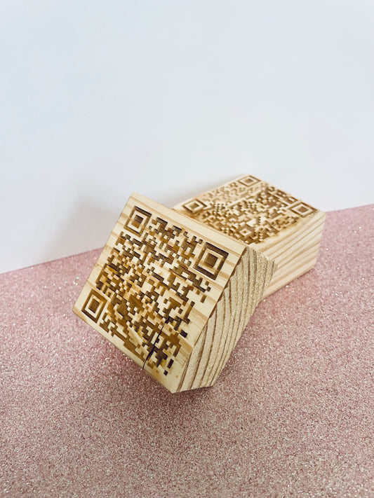 QR Cube