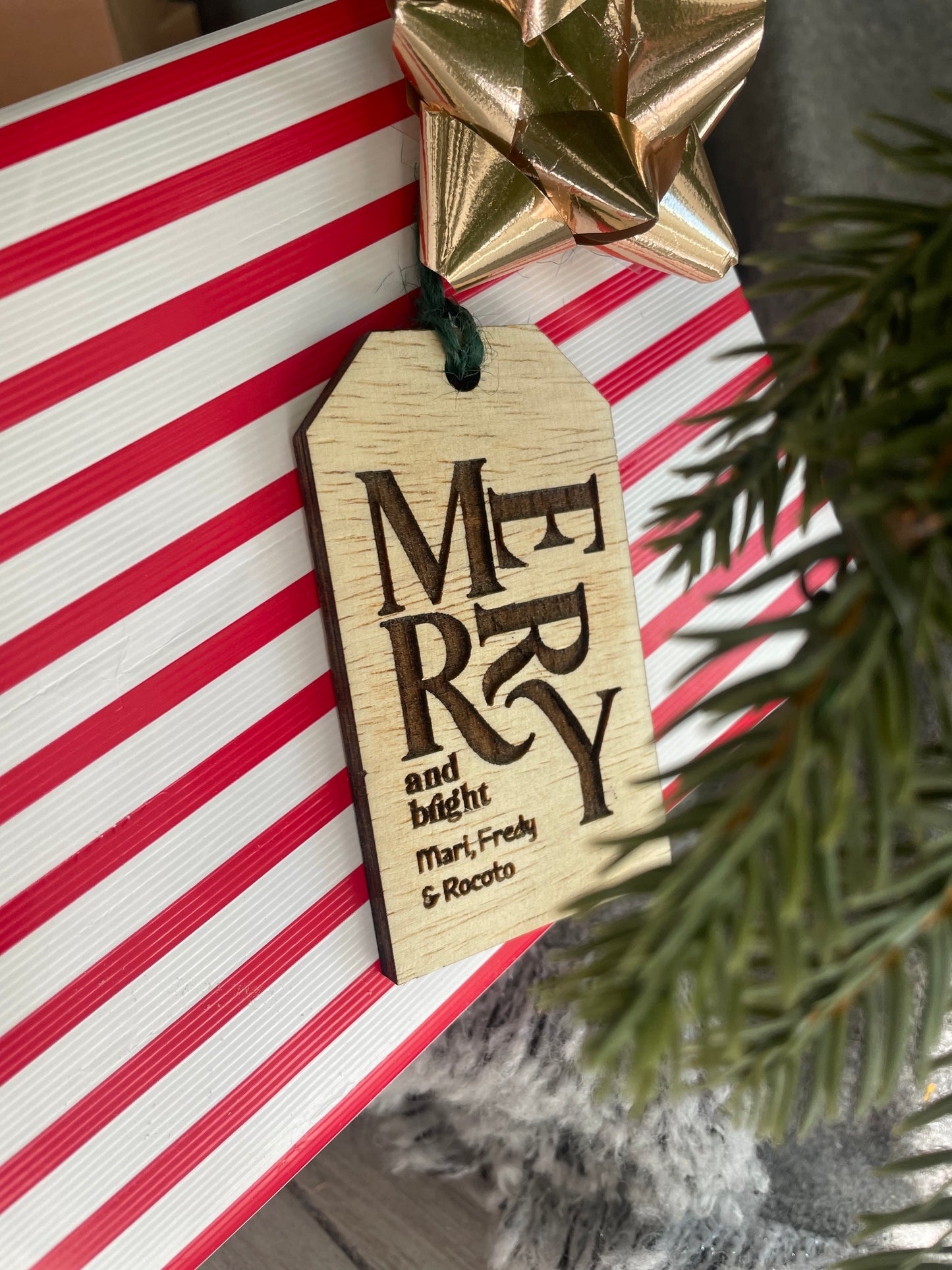 Merry and Bright - Gift tag